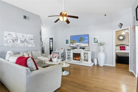 Villa ou maison à vendre à Orlando, Floride: 3 chambres, 128.48 m2 № 2020028 - photo 7