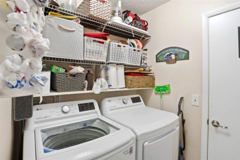 Villa ou maison à vendre à Orlando, Floride: 3 chambres, 128.48 m2 № 2020028 - photo 14