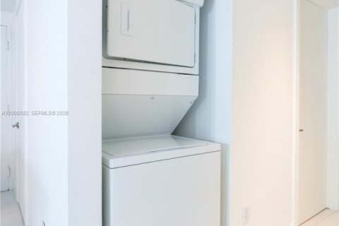 Copropriété à vendre à Miami, Floride: 2 chambres, 87.33 m2 № 2065203 - photo 5