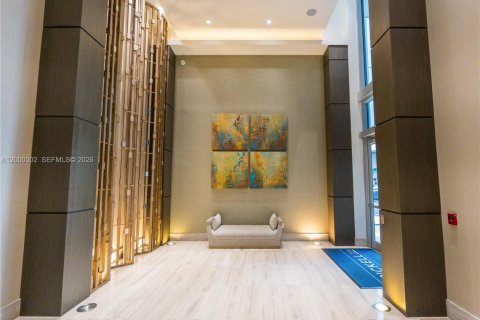 Copropriété à vendre à Miami, Floride: 2 chambres, 87.33 m2 № 2065203 - photo 24