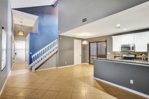 Villa ou maison à louer à Port St. Lucie, Floride: 3 chambres, 118.45 m2 № 1989827 - photo 17