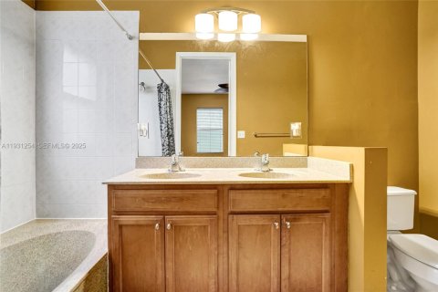 Villa ou maison à louer à Port St. Lucie, Floride: 3 chambres, 118.45 m2 № 1989827 - photo 12