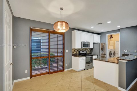 Villa ou maison à louer à Port St. Lucie, Floride: 3 chambres, 118.45 m2 № 1989827 - photo 23