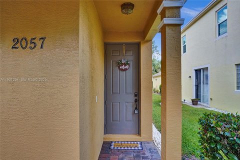 Villa ou maison à louer à Port St. Lucie, Floride: 3 chambres, 118.45 m2 № 1989827 - photo 3