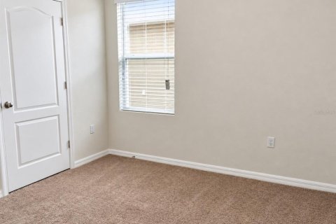Villa ou maison à louer à Winter Haven, Floride: 3 chambres, 157.93 m2 № 2418634 - photo 6