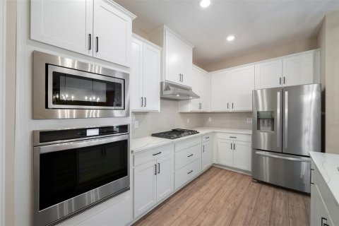 Casa en venta en Kissimmee, Florida, 4 dormitorios, 168.25 m2 № 1548601 - foto 2