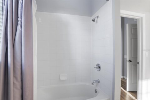 Copropriété à vendre à Orlando, Floride: 3 chambres, 115.85 m2 № 2233115 - photo 30