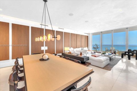 Condominio en venta en Sunny Isles Beach, Florida, 4 dormitorios, 249.16 m2 № 2021489 - foto 27