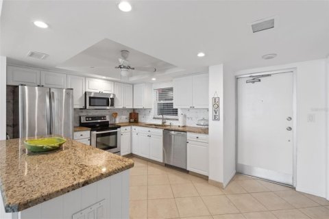 Copropriété à vendre à Saint Petersburg, Floride: 1 chambre, 98.48 m2 № 2097644 - photo 7