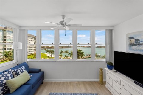 Copropriété à vendre à Saint Petersburg, Floride: 1 chambre, 98.48 m2 № 2097644 - photo 16
