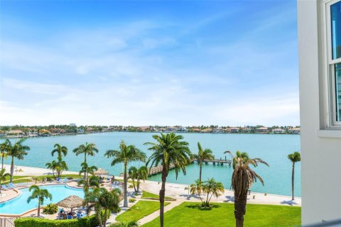 Copropriété à vendre à Saint Petersburg, Floride: 1 chambre, 98.48 m2 № 2097644 - photo 29