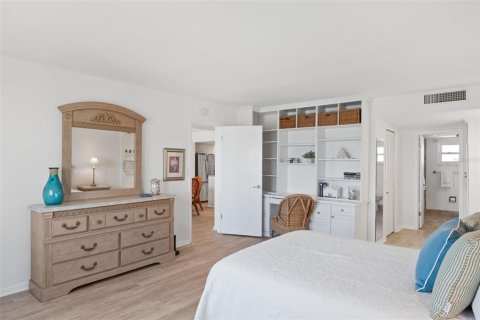Copropriété à vendre à Saint Petersburg, Floride: 1 chambre, 98.48 m2 № 2097644 - photo 22