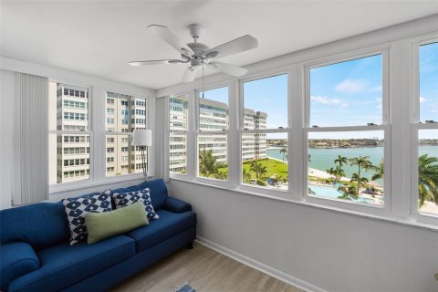 Copropriété à vendre à Saint Petersburg, Floride: 1 chambre, 98.48 m2 № 2097644 - photo 17