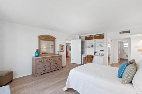 Copropriété à vendre à Saint Petersburg, Floride: 1 chambre, 98.48 m2 № 2097644 - photo 21