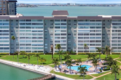 Copropriété à vendre à Saint Petersburg, Floride: 1 chambre, 98.48 m2 № 2097644 - photo 4
