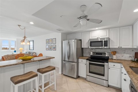 Copropriété à vendre à Saint Petersburg, Floride: 1 chambre, 98.48 m2 № 2097644 - photo 6