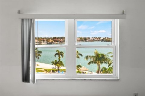 Copropriété à vendre à Saint Petersburg, Floride: 1 chambre, 98.48 m2 № 2097644 - photo 26