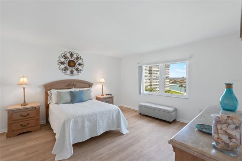 Copropriété à vendre à Saint Petersburg, Floride: 1 chambre, 98.48 m2 № 2097644 - photo 20