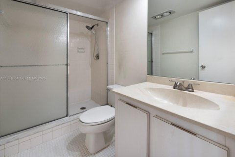 Copropriété à vendre à Pompano Beach, Floride: 3 chambres, 150.5 m2 № 2043035 - photo 15