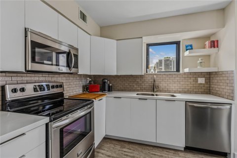 Condo in Aventura, Florida, 2 bedrooms  № 1842733 - photo 6