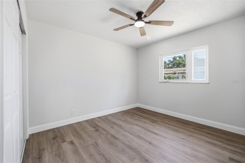 Villa ou maison à vendre à Tampa, Floride: 4 chambres, 139.26 m2 № 2095898 - photo 21