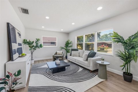 Villa ou maison à vendre à Tampa, Floride: 4 chambres, 139.26 m2 № 2095898 - photo 7
