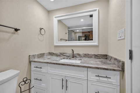 Condo in Clearwater, Florida, 2 bedrooms  № 2315322 - photo 28