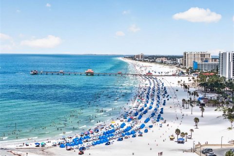 Condo in Clearwater, Florida, 2 bedrooms  № 2315322 - photo 8