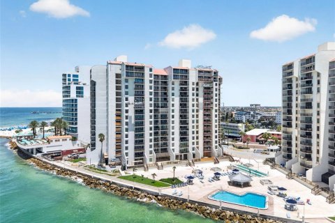 Condo in Clearwater, Florida, 2 bedrooms  № 2315322 - photo 2