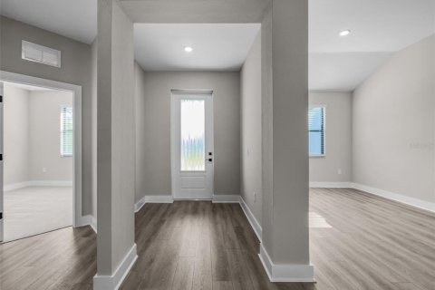 Villa ou maison à vendre à Dover, Floride: 4 chambres, 183.85 m2 № 2314237 - photo 2