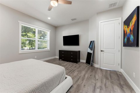 Villa ou maison à vendre à Tampa, Floride: 3 chambres, 198.63 m2 № 2137931 - photo 20