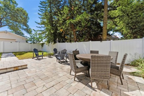 Villa ou maison à vendre à Tampa, Floride: 3 chambres, 198.63 m2 № 2137931 - photo 29
