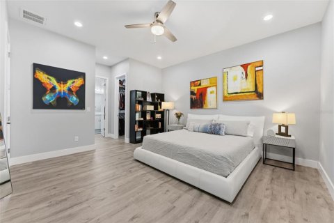 Villa ou maison à vendre à Tampa, Floride: 3 chambres, 198.63 m2 № 2137931 - photo 18