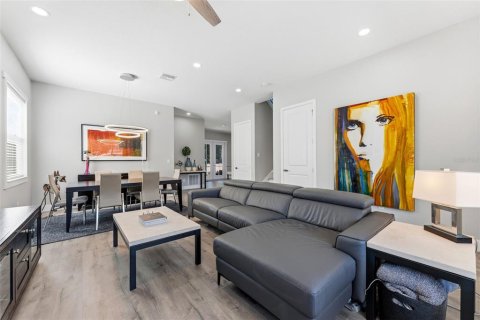 Villa ou maison à vendre à Tampa, Floride: 3 chambres, 198.63 m2 № 2137931 - photo 6