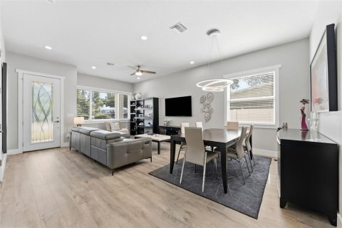 Villa ou maison à vendre à Tampa, Floride: 3 chambres, 198.63 m2 № 2137931 - photo 7