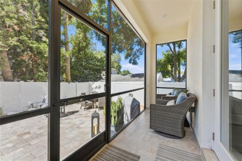 Villa ou maison à vendre à Tampa, Floride: 3 chambres, 198.63 m2 № 2137931 - photo 28
