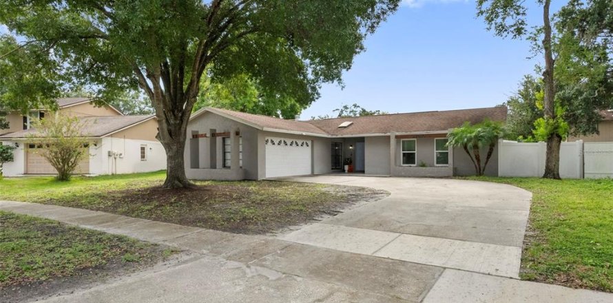 Casa en Tampa, Florida 3 dormitorios, 145.76 m2 № 2383926