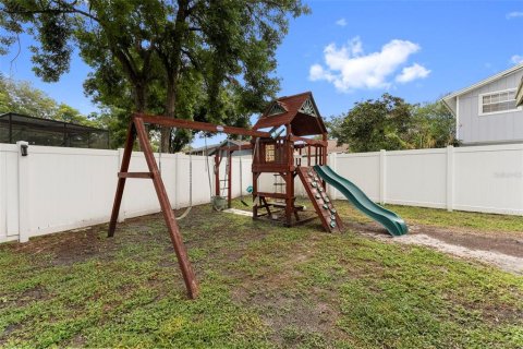 Casa en venta en Tampa, Florida, 3 dormitorios, 145.76 m2 № 2383926 - foto 28