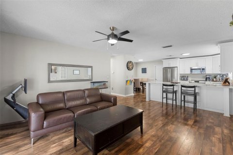 Casa en venta en Tampa, Florida, 3 dormitorios, 145.76 m2 № 2383926 - foto 8