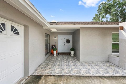Casa en venta en Tampa, Florida, 3 dormitorios, 145.76 m2 № 2383926 - foto 2