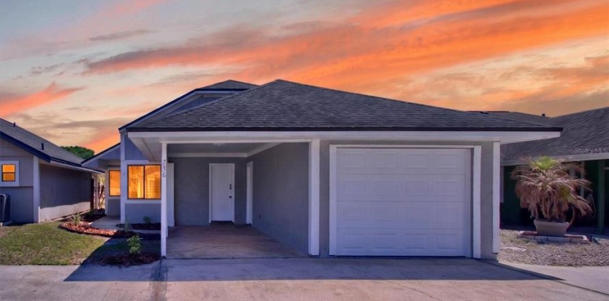 House in Winter Springs, Florida 3 bedrooms, 120.59 sq.m. № 2305953