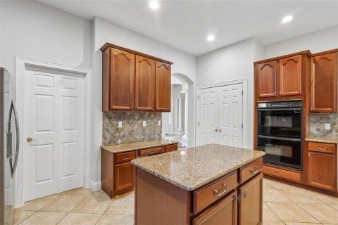 Villa ou maison à louer à Windermere, Floride: 4 chambres, 277.22 m2 № 2413527 - photo 21