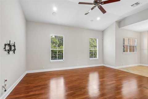Villa ou maison à louer à Windermere, Floride: 4 chambres, 277.22 m2 № 2413527 - photo 15