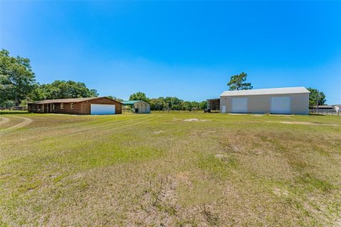 House in Zephyrhills, Florida 3 bedrooms, 125.14 sq.m. № 1876696 - photo 1