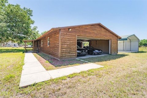 House in Zephyrhills, Florida 3 bedrooms, 125.14 sq.m. № 1876696 - photo 17