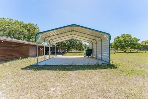House in Zephyrhills, Florida 3 bedrooms, 125.14 sq.m. № 1876696 - photo 19