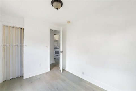 Casa en alquiler en Miami, Florida, 1 dormitorio № 2026372 - foto 9