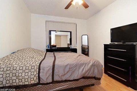 Condo in Coral Springs, Florida, 2 bedrooms  № 2194513 - photo 10