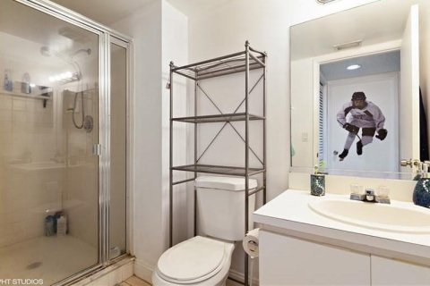 Condo in Coral Springs, Florida, 2 bedrooms  № 2194513 - photo 7