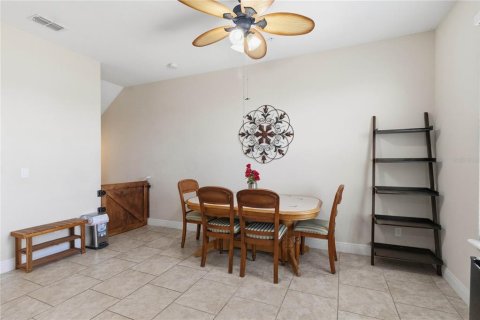 Townhouse in Orlando, Florida 3 bedrooms, 218.88 sq.m. № 2134437 - photo 14